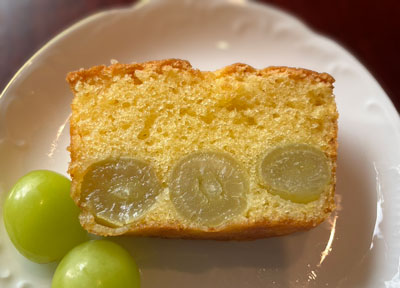 シャインマスカットケーキ